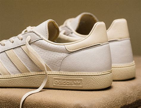 adidas handball spezial cloud white/gum|goat handball gum.